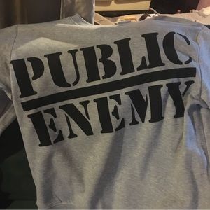 Lightweight,light grey PUBLIC ENEMY large sweater made by Public enemy
